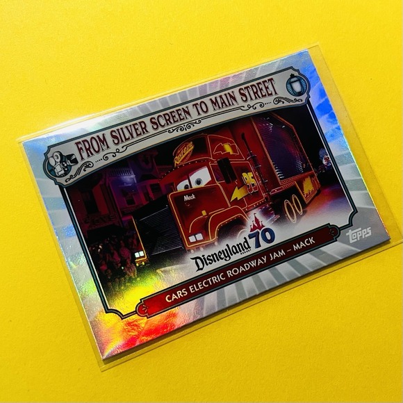 2025 Topps Disneyland 70th Ann Silver Screen To Main Street MS-21 Cars Jam Mack - Picture 2 of 3